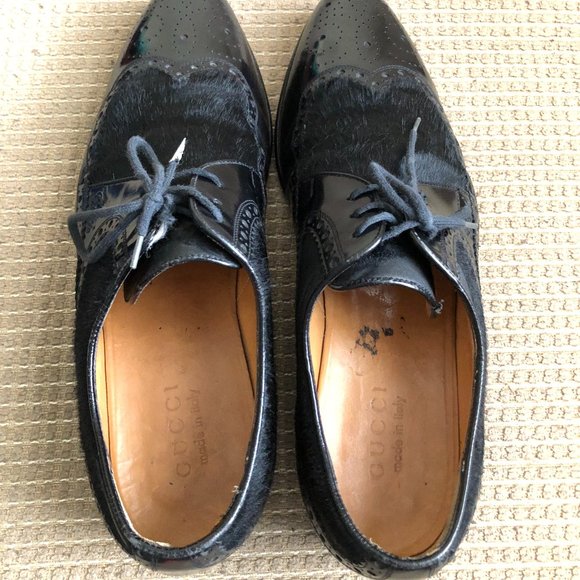 Gucci Men\'s Black Ponyhair Leather Brogues Oxford. main image 13